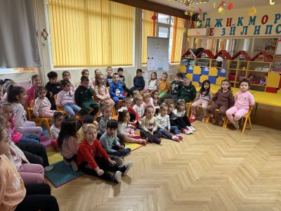 Ден на четенето - ДГ Мечо Пух - Долни Чифлик