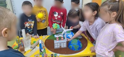 Земята ни говори-инициативата е част от Плана за действие на ДГ"Мечо Пух" по програма Екоучилища - ДГ Мечо Пух - Долни Чифлик