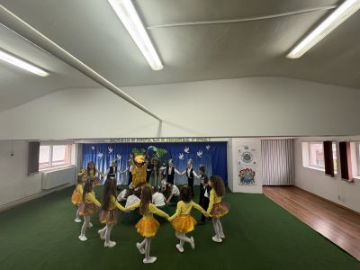 ТЪРЖЕСТВО В ДГ-ДЕН НА ЗЕМЯТА - ДГ Мечо Пух - Долни Чифлик